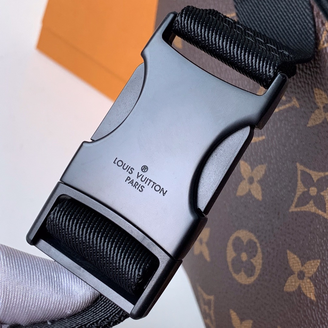 L0vis Vvtt0n Discovery Bag