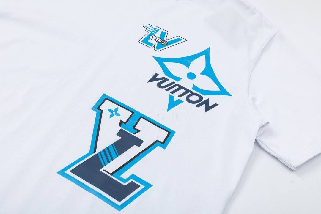 L0vis Vvtt0n 23SS logo printed t-shirt