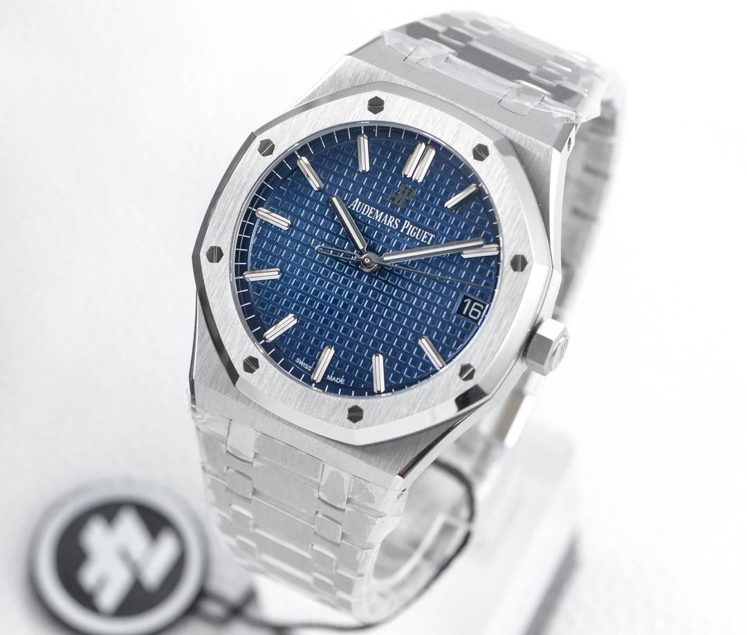 Audemars P1g*et Royal Oak 15500 Series Men