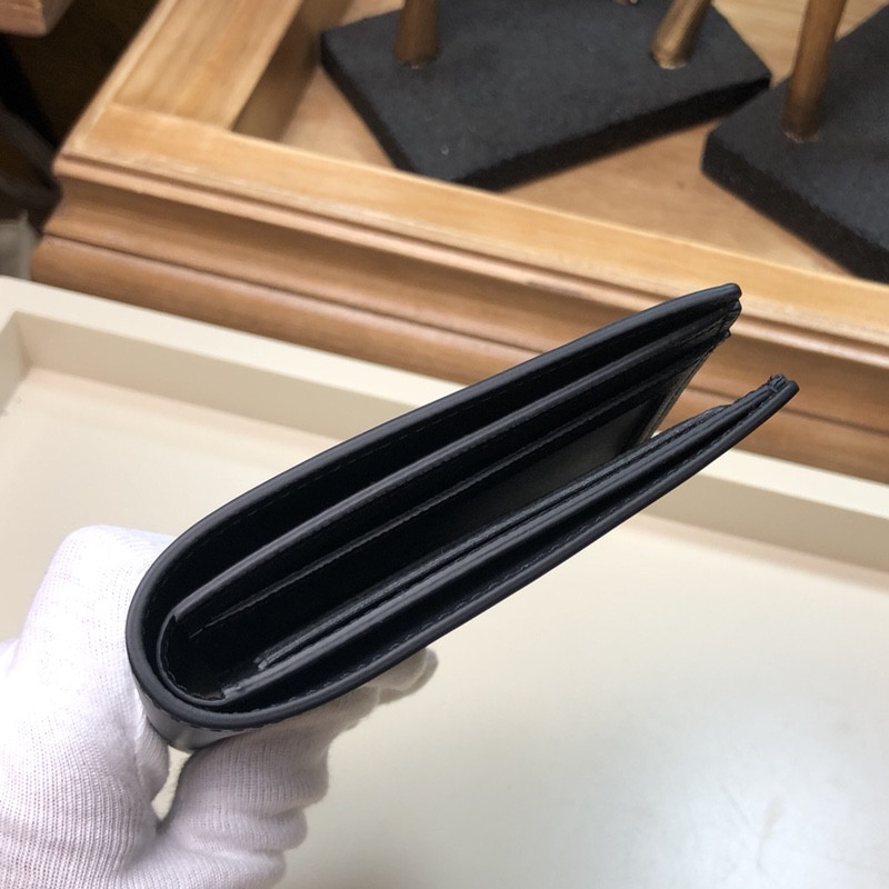 L0vis Vvtt0n Slender Id Bag