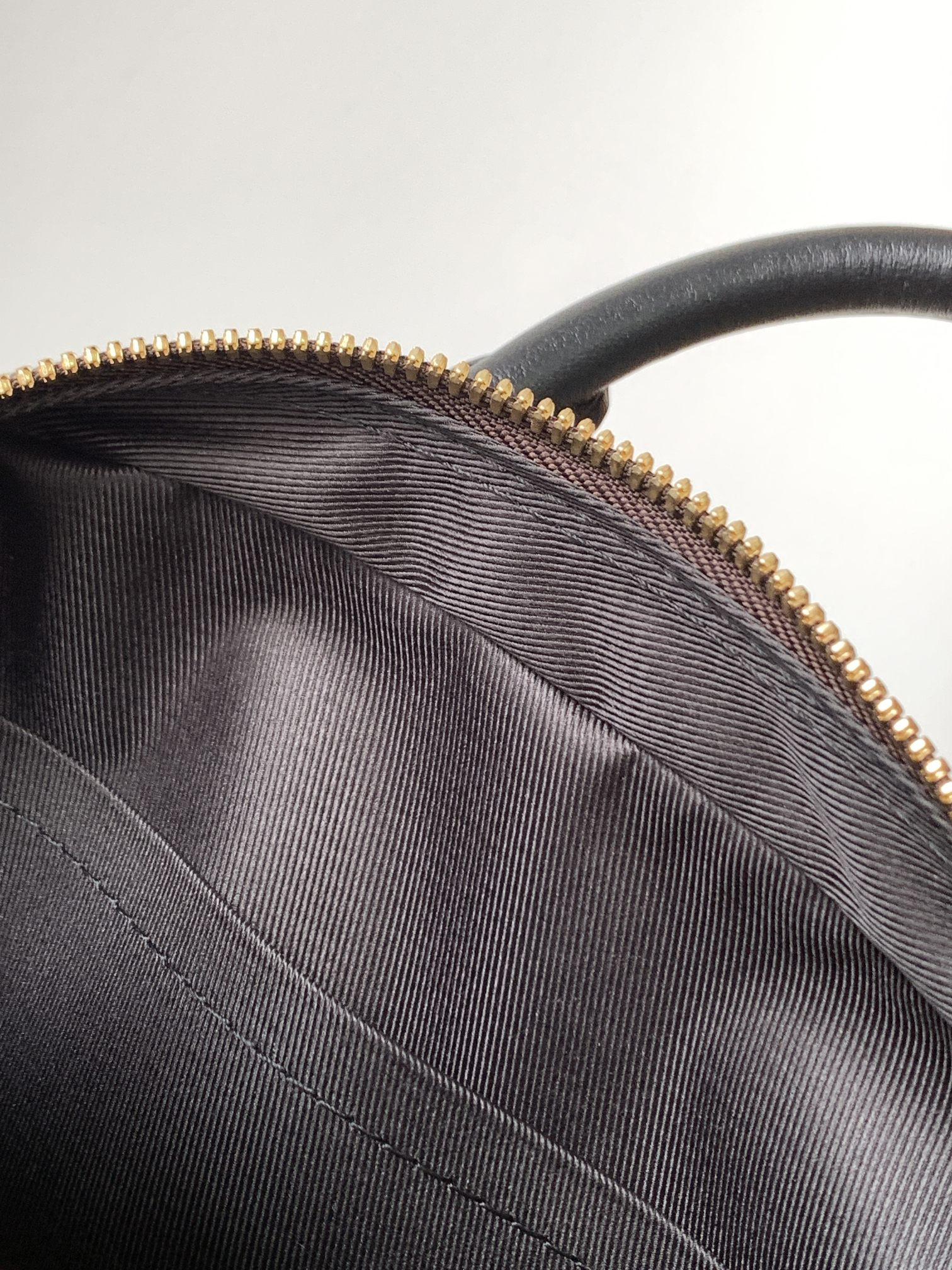 L0vis Vvtt0n Valisette Souple Bb Bag