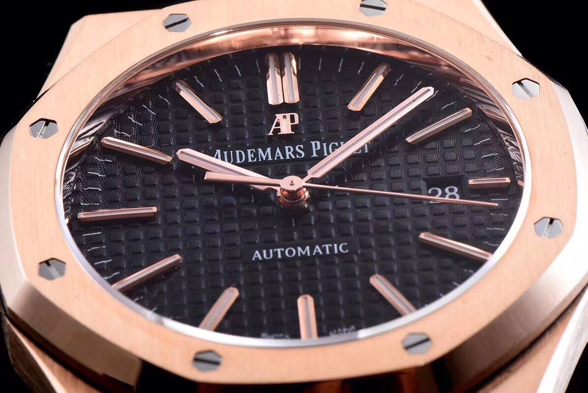 Audemars P1g*et Royal Oak 15400 Series Men
