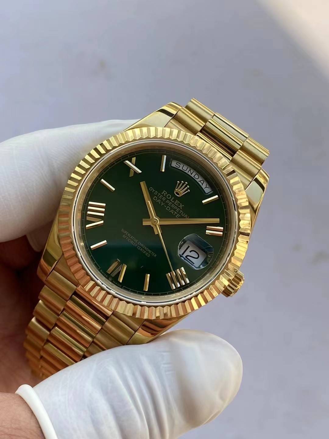 R01ex Week calendar series wristwatch 41mm