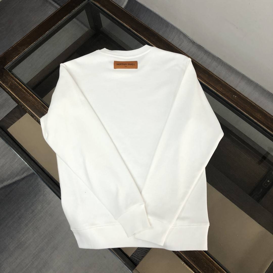 L0vis Vvtt0n 2023 new autumn and winter couples style round neck sweatshirt