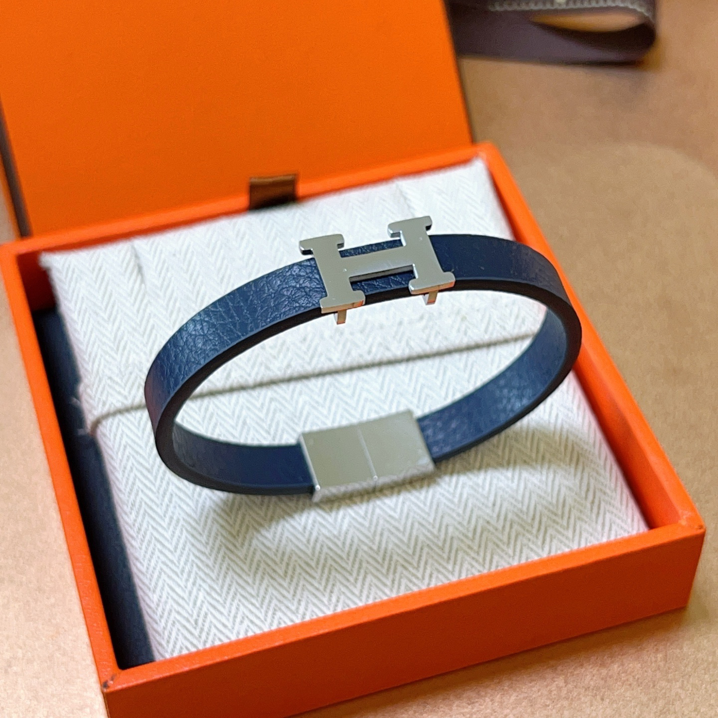 H**me5 leather strap pure handmade leather material series 18k gold bracelet