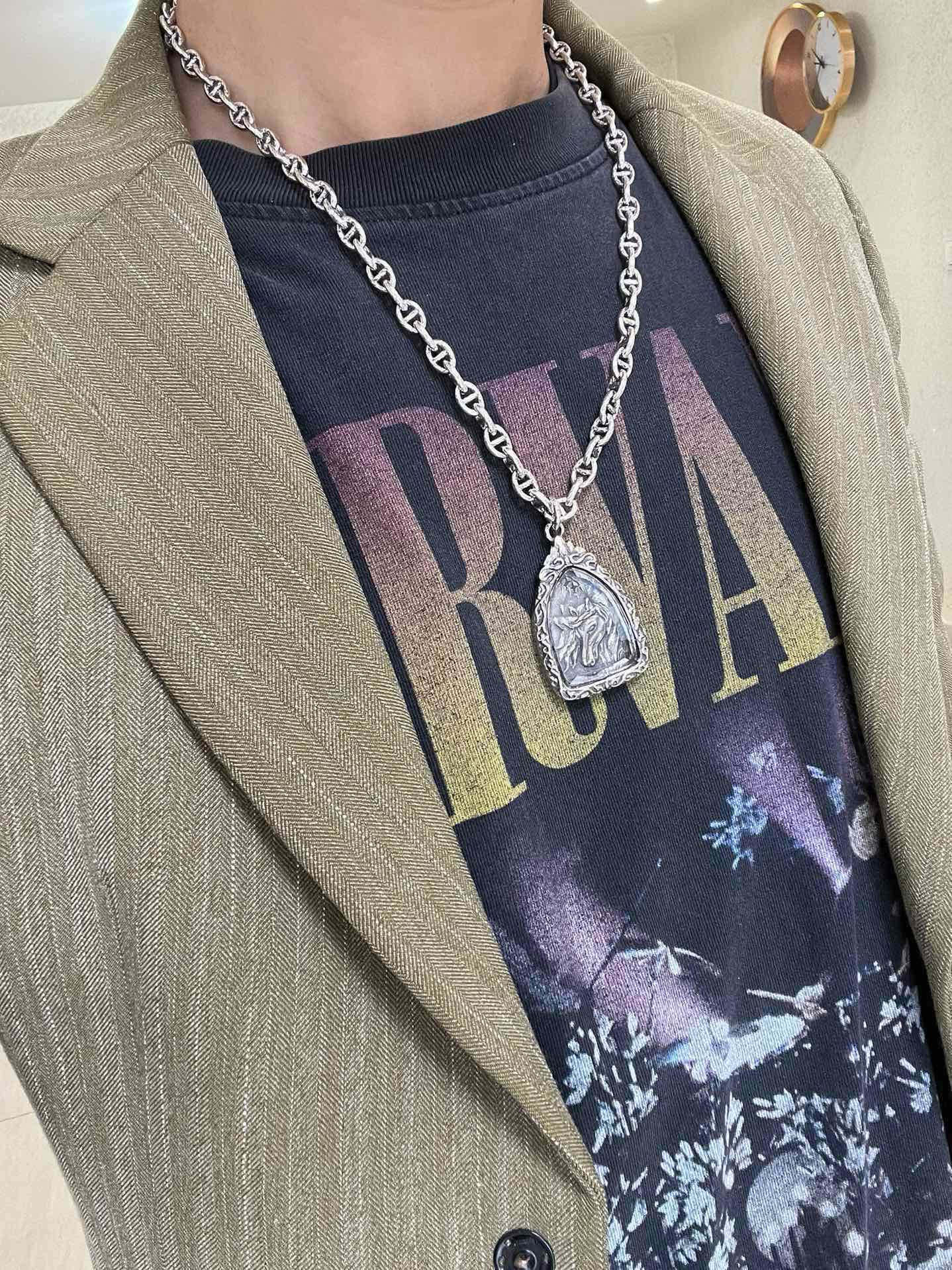 H**me5 necklace, H**me5 necklace series jewelry, imported and customized. High-end chain, classic match, a must-have for men and women!