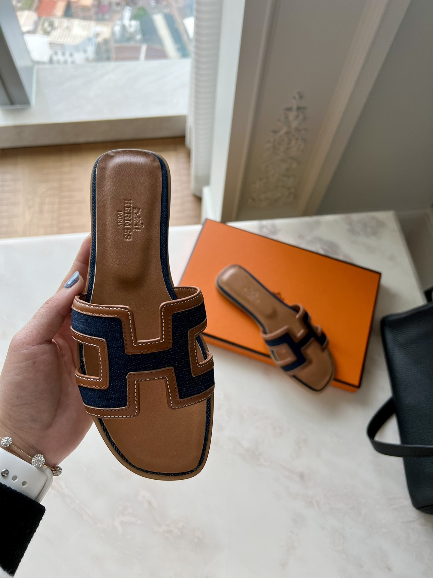 H**me5 Oran Slippers