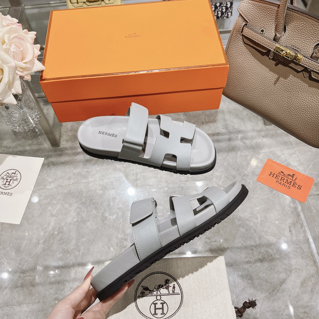 H**me5 Chypre Slippers