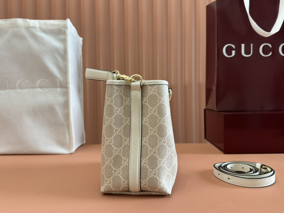 Gvc*1 Ophidia Tote Bag