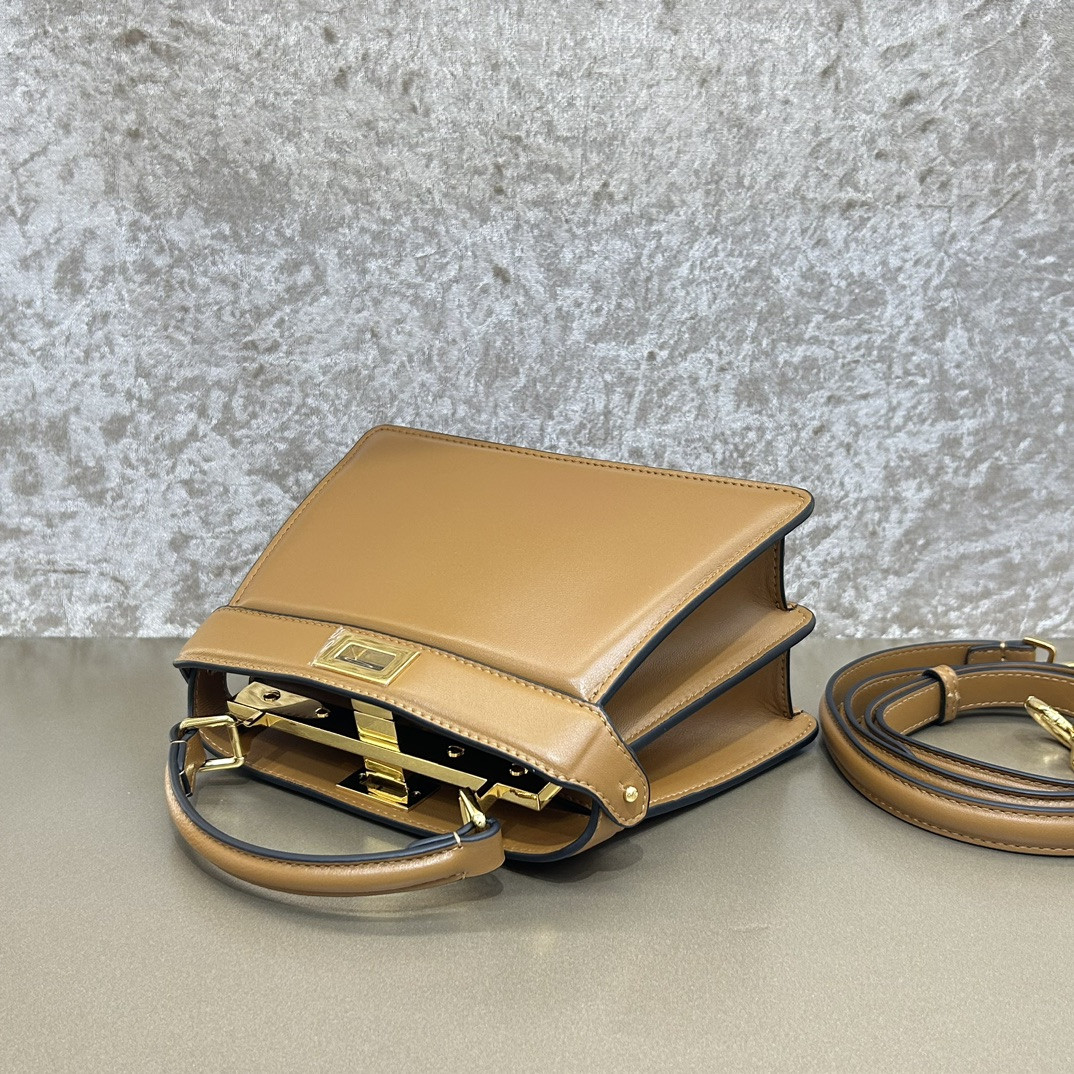 F**di Peekaboo Iseeu Petite