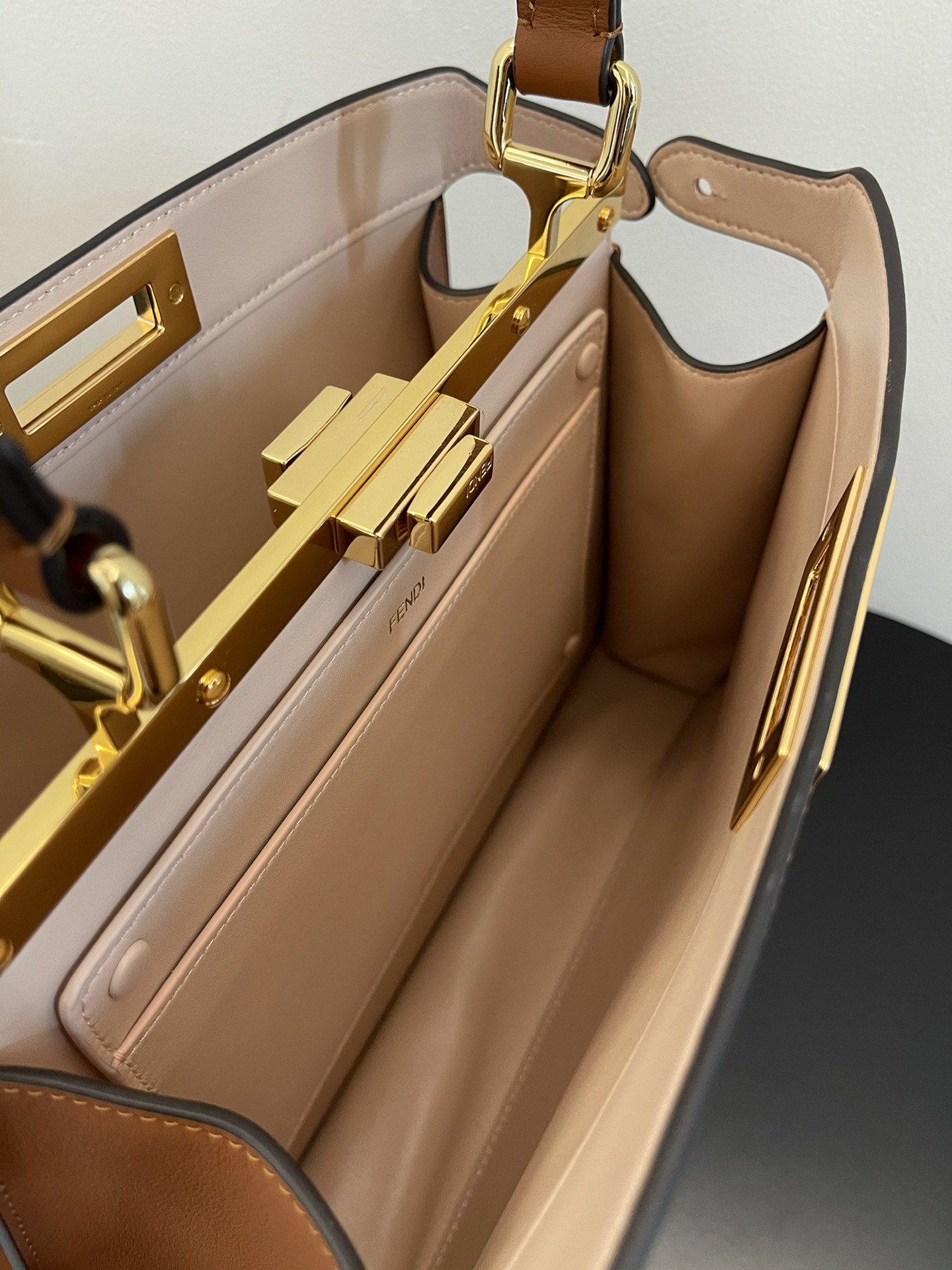 F**di Peekaboo Iseeu Medium Bag