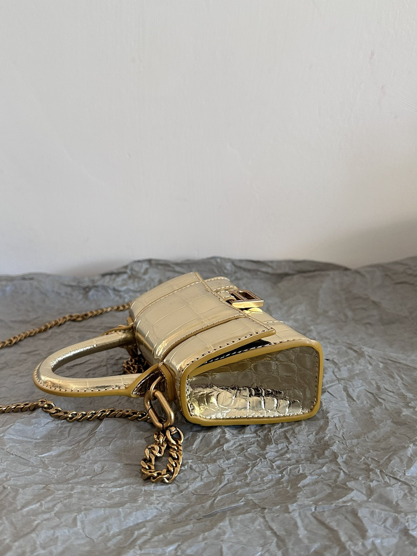 Ba1en*iaga Mini Hourglass