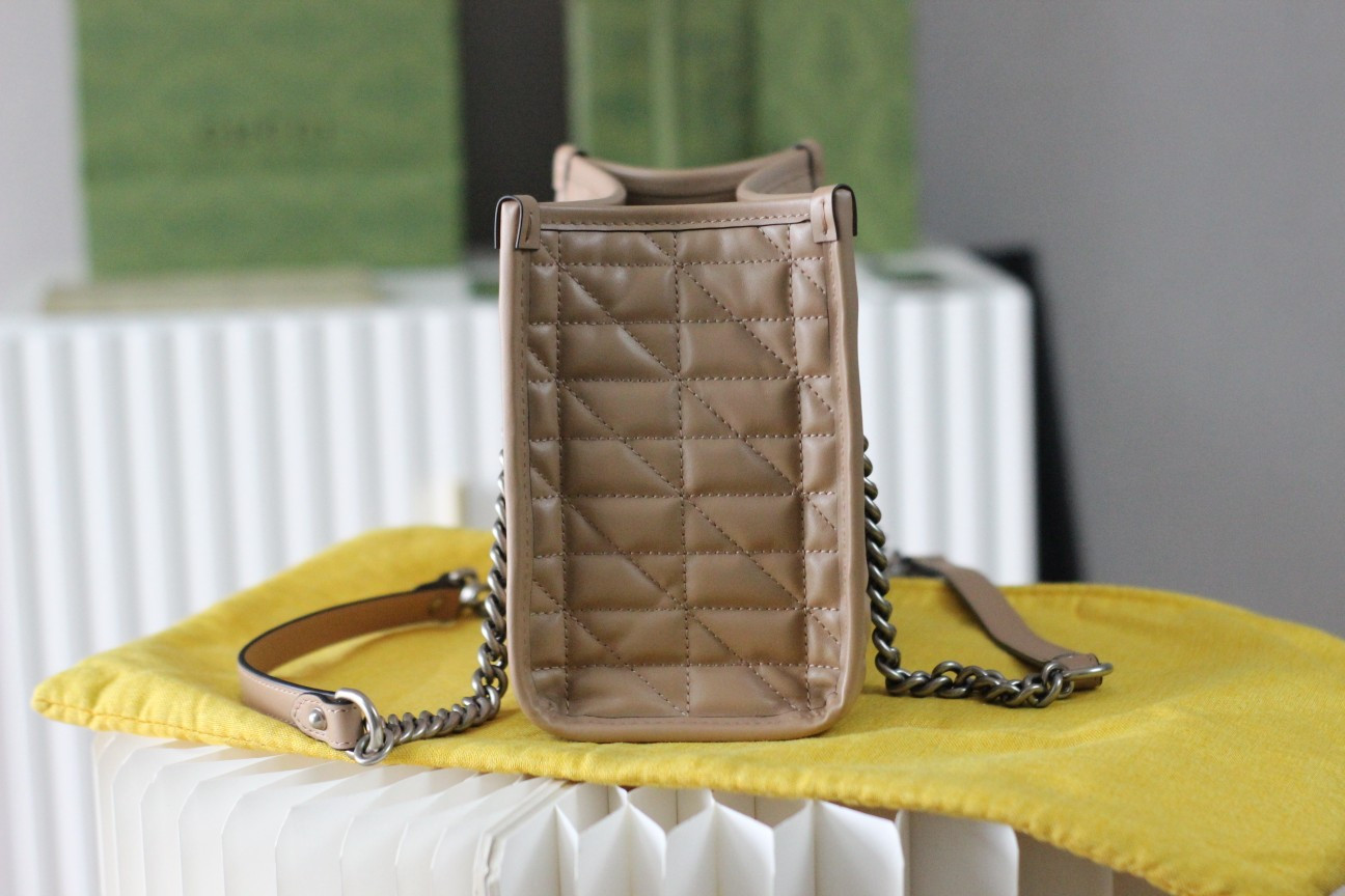 Gvc*1 Gg Marmont Bag