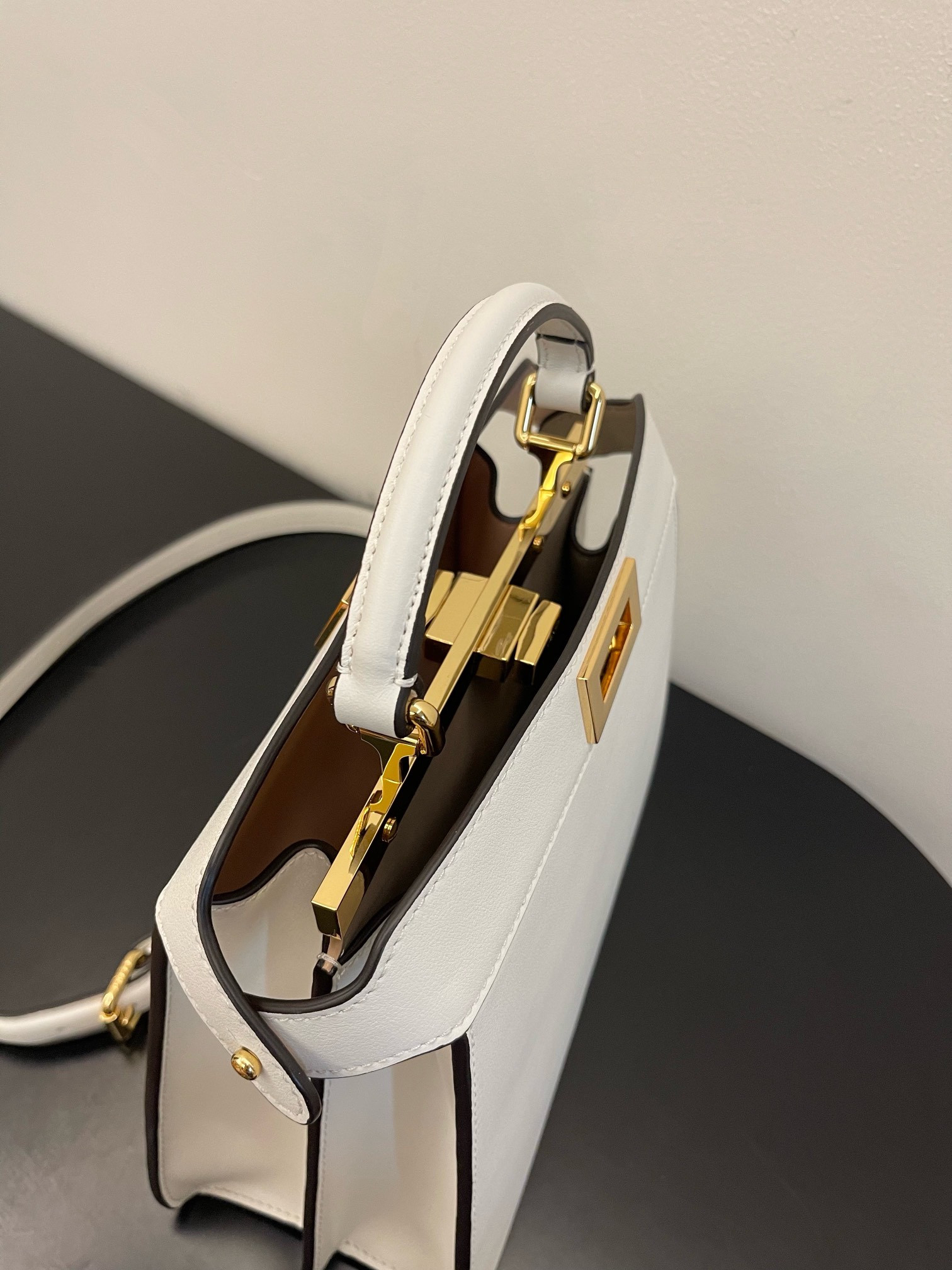 F**di Peekaboo Iseeu Medium Bag