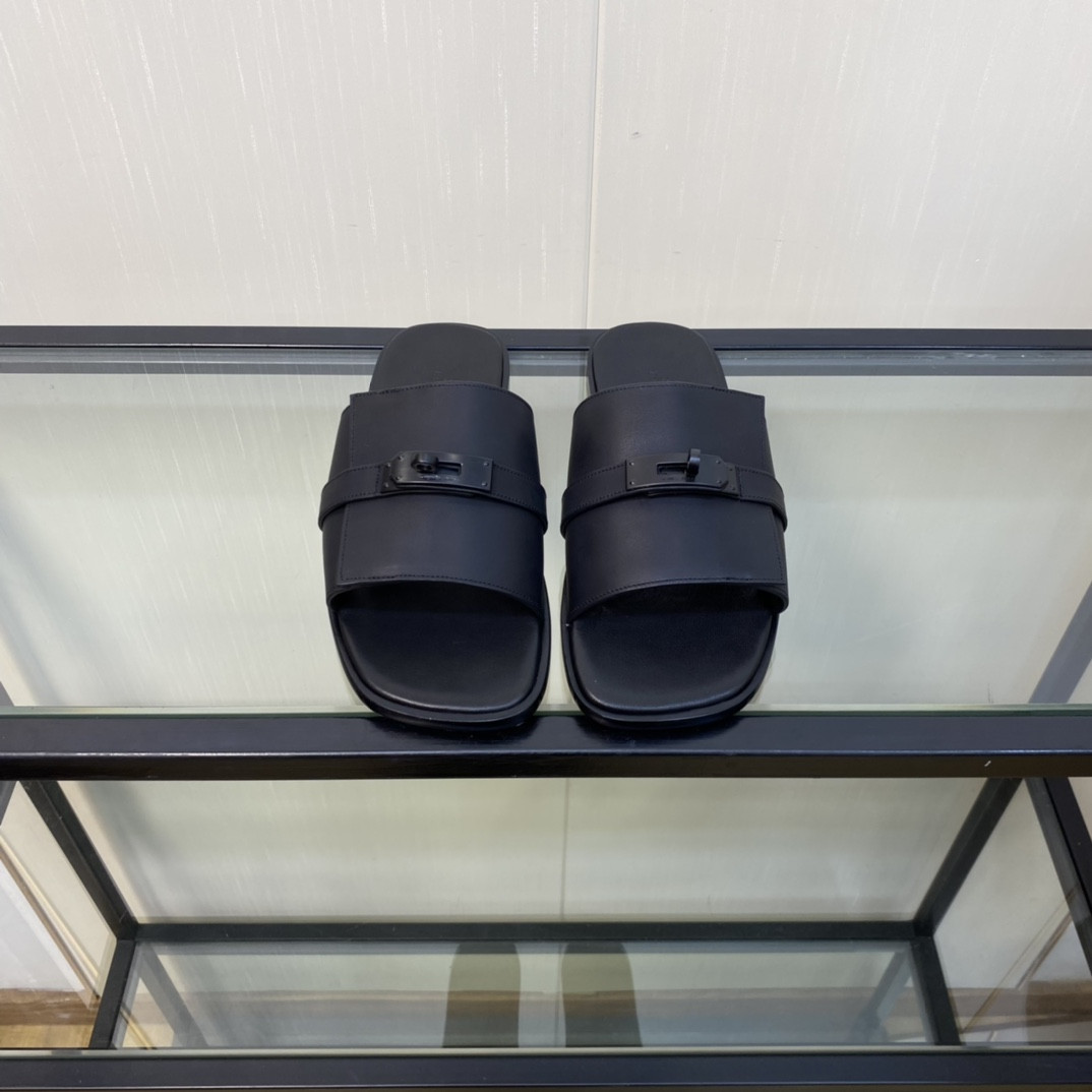 H**me5 KELLY LOCK SLIPPERS