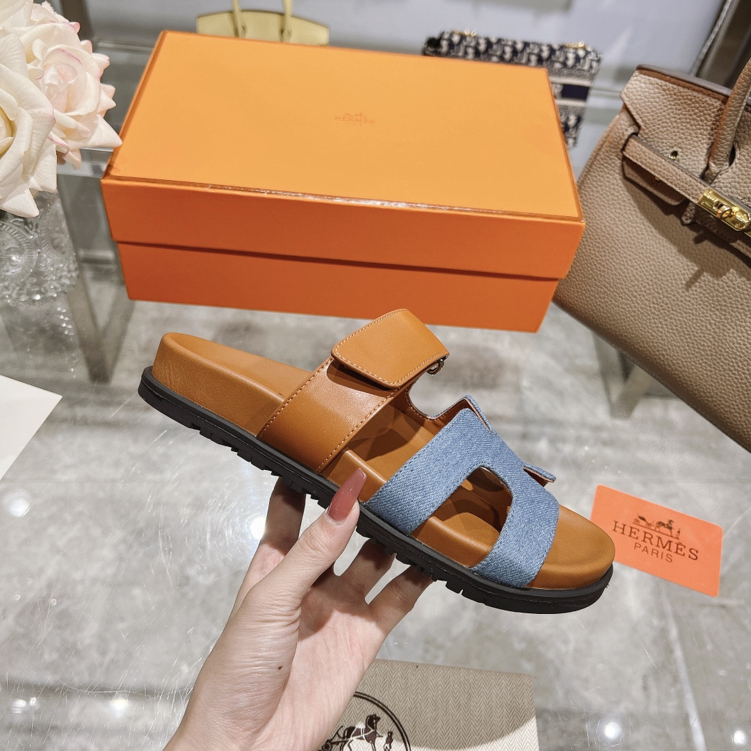 H**me5 Chypre Slippers