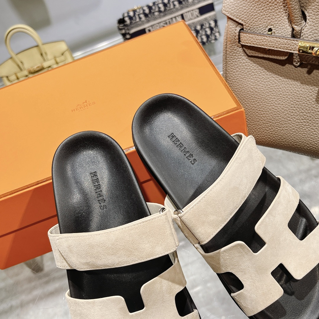 H**me5 Chypre Slippers