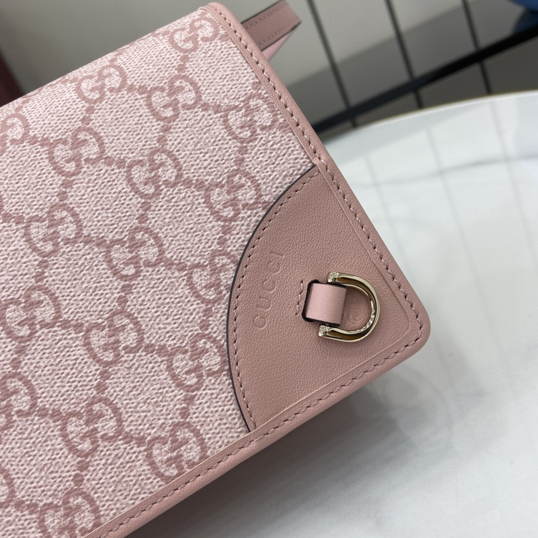 Gvc*1 Emblem Handbag