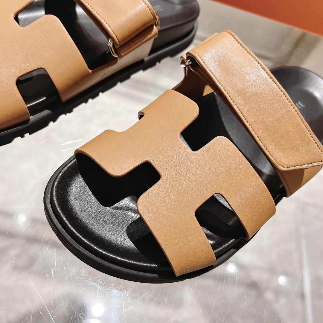 H**me5 Chypre Slippers