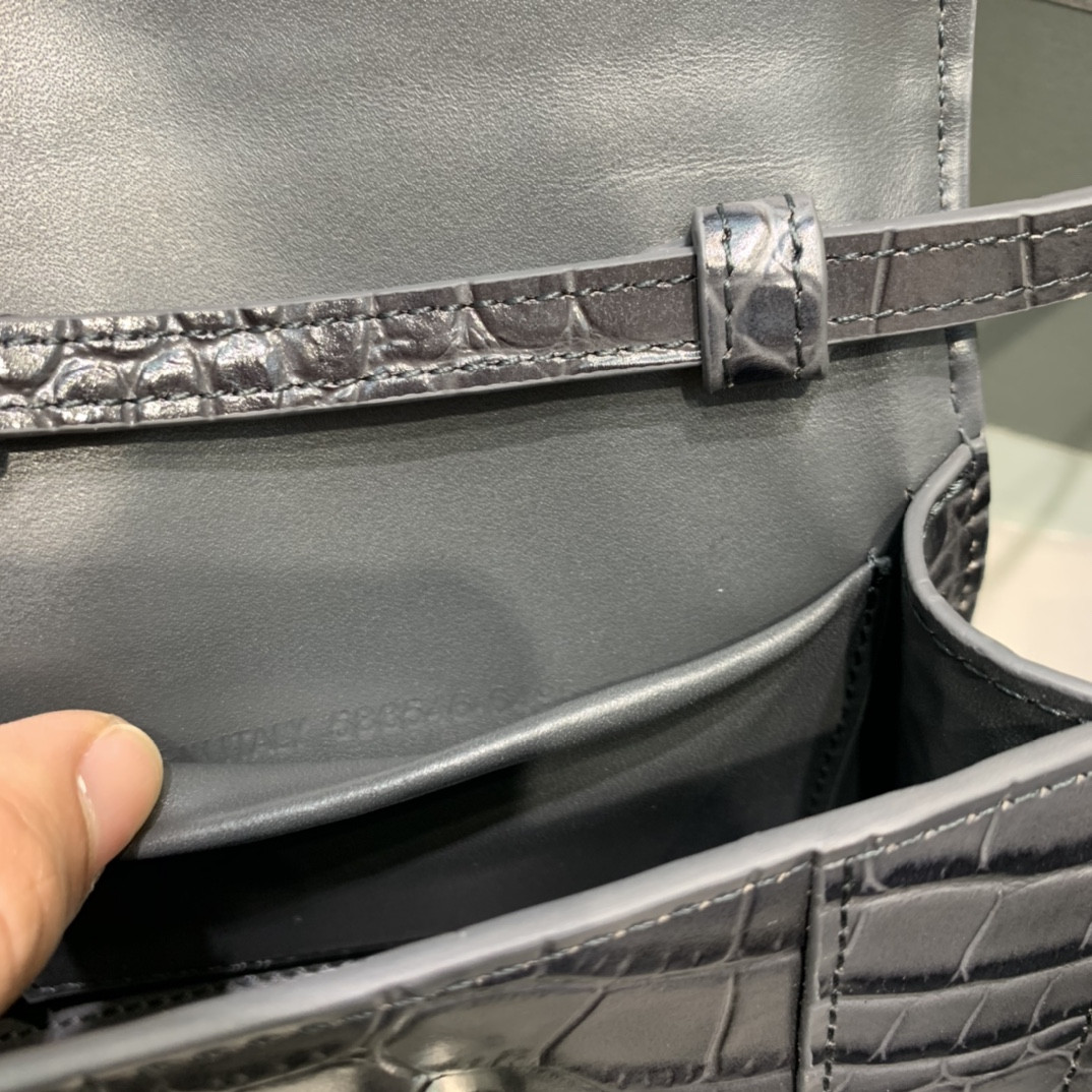 Ba1en*iaga Mini Hourglass