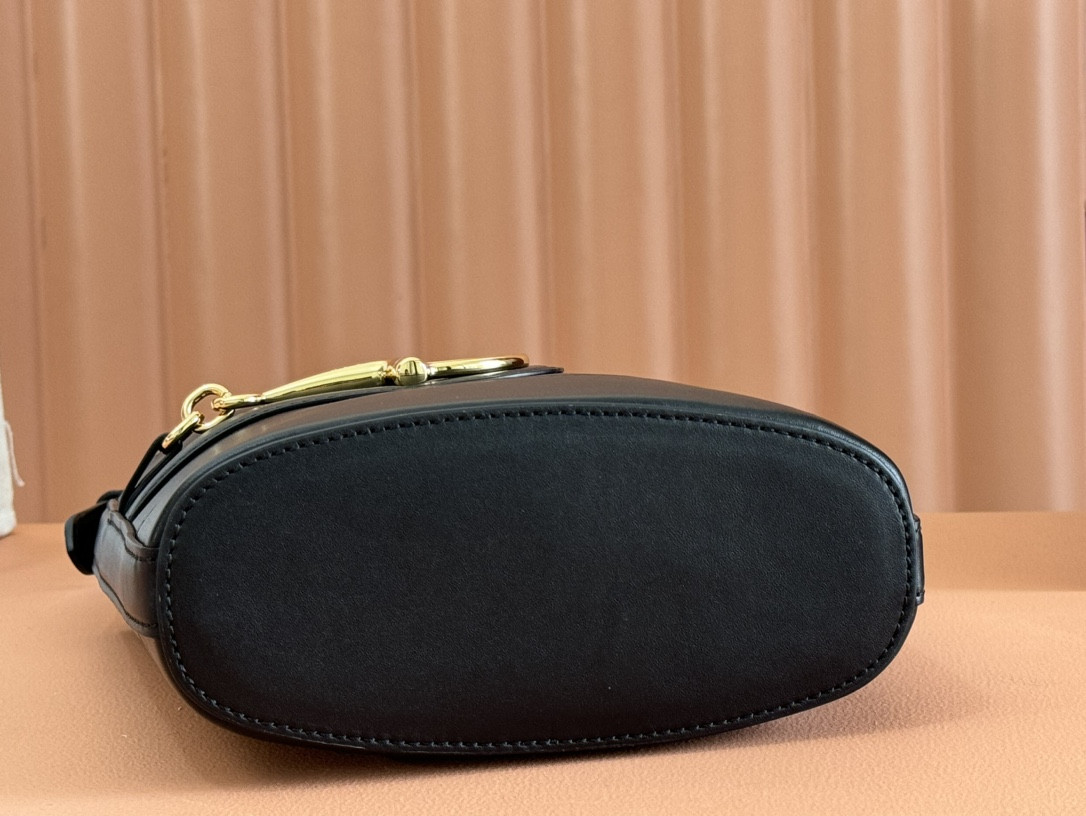 Gvc*1 2025 Spring/summer Collection Mini Bucket Bag