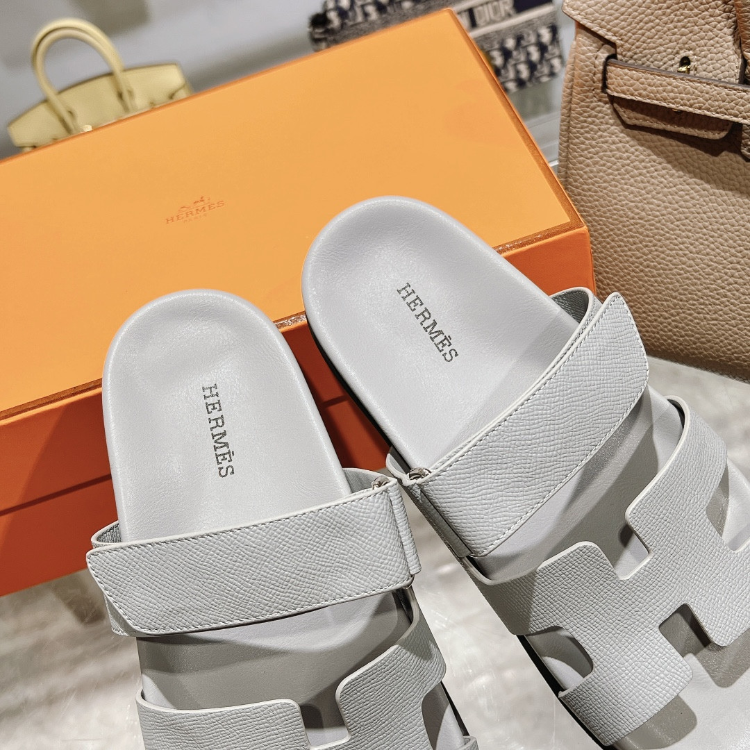 H**me5 Chypre Slippers