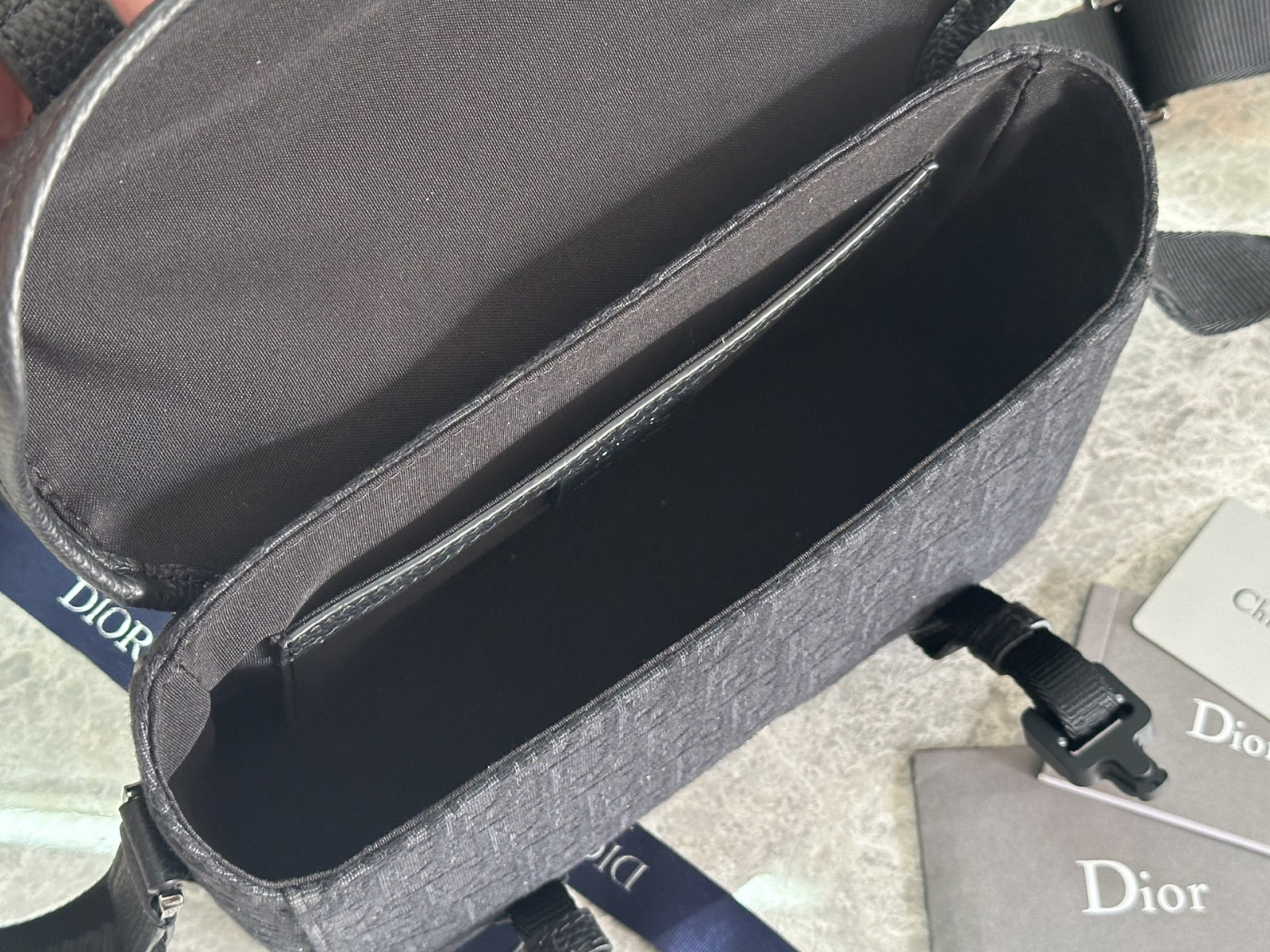 D10r Hit The Road Bag