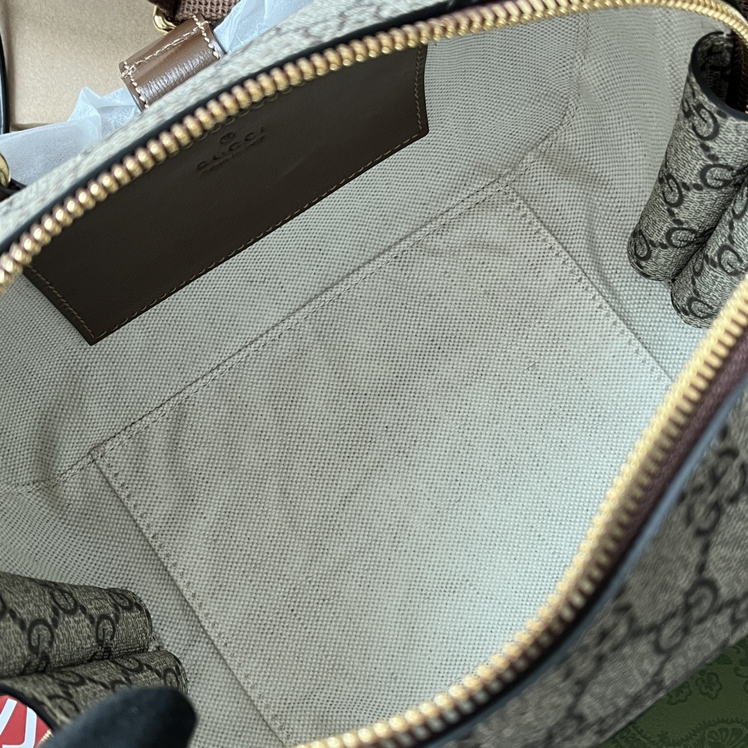 Gvc*1 Small Duffle Bag With Interlocking G