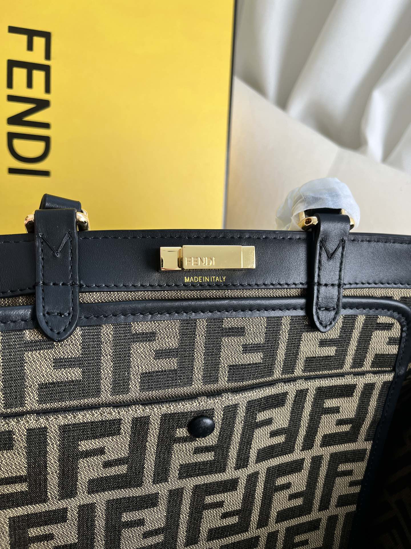 F**di Peekaboo X-tote