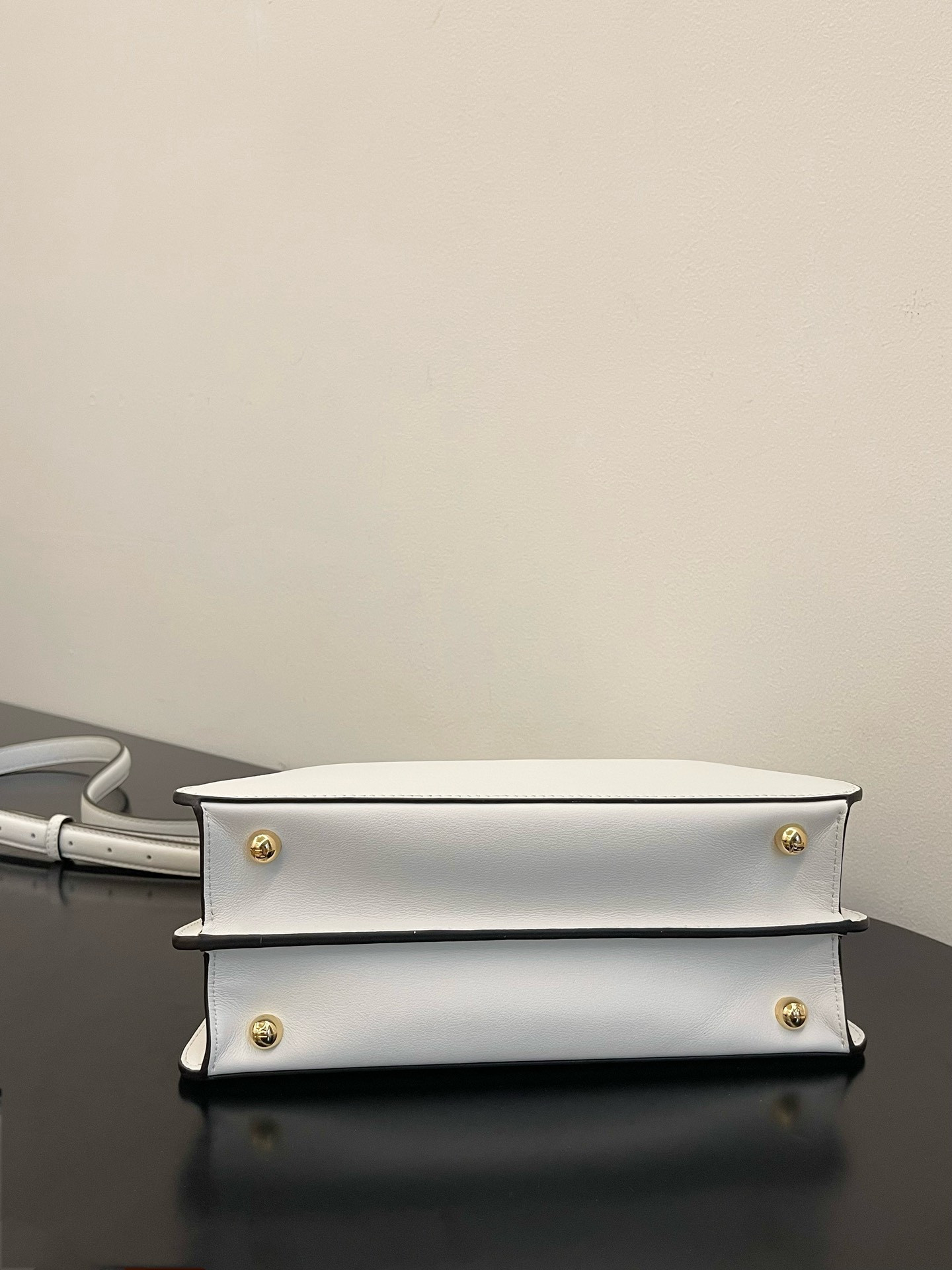 F**di Peekaboo Iseeu Small