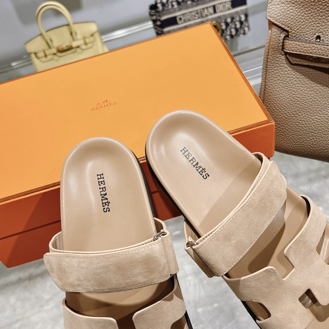 H**me5 Chypre Slippers