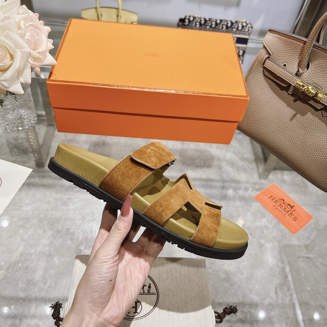 H**me5 Chypre Slippers