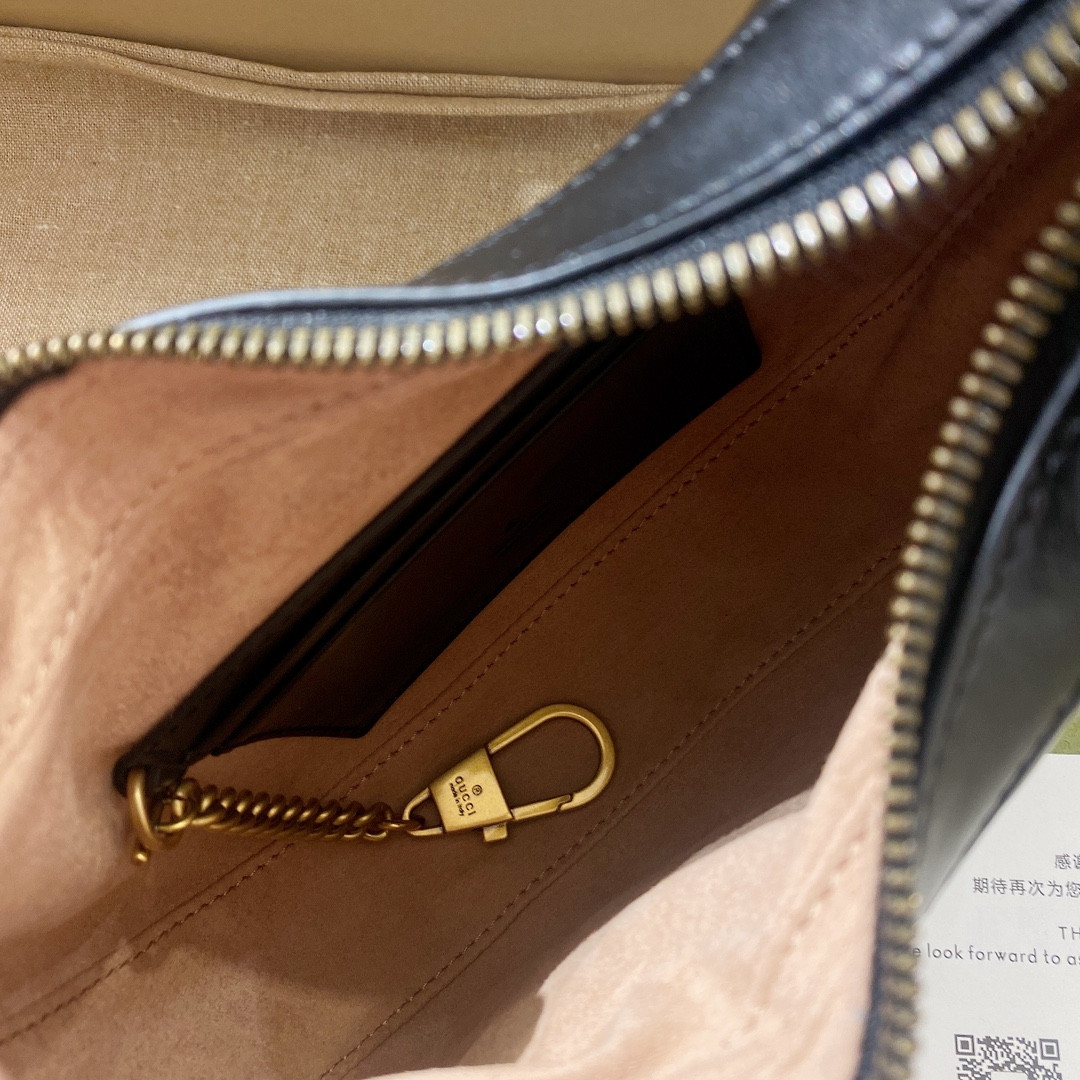 Gvc*1 Gg Marmont Bag