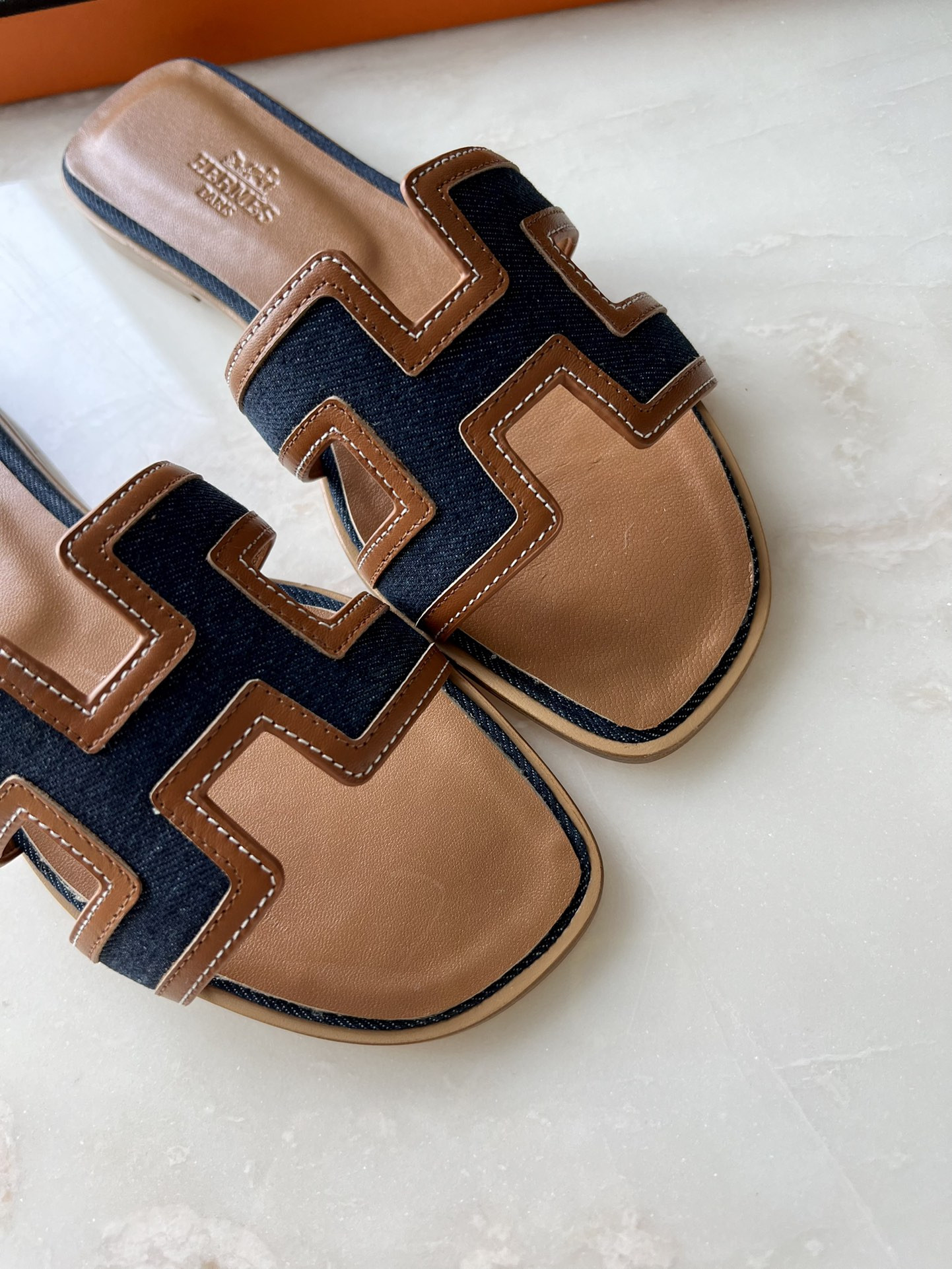 H**me5 Oran Slippers