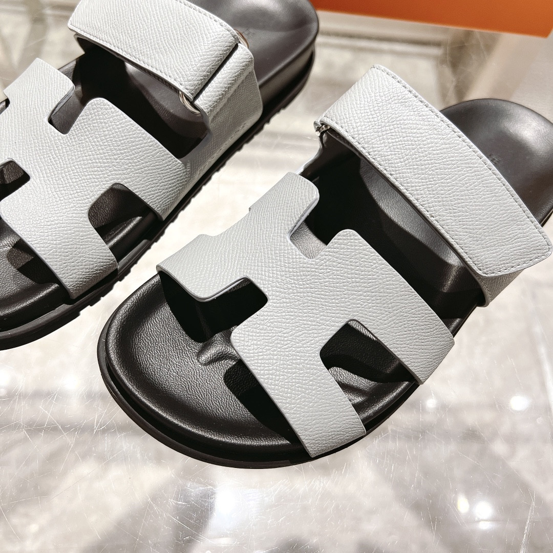 H**me5 Chypre Slippers