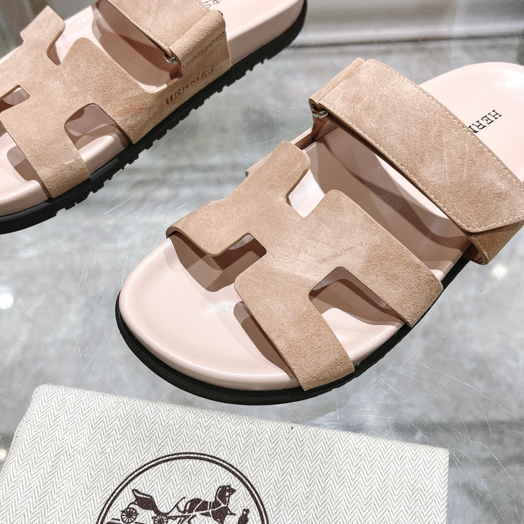 H**me5 Chypre Slippers