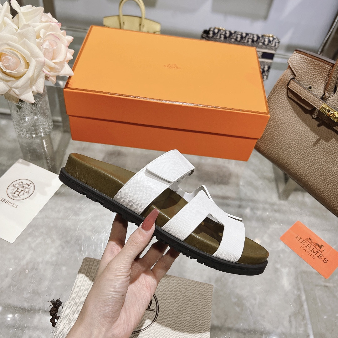 H**me5 Chypre Slippers