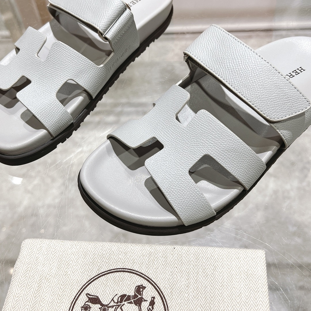 H**me5 Chypre Slippers