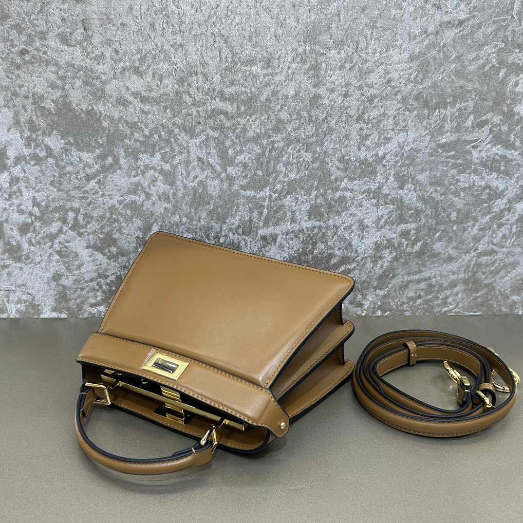 F**di Peekaboo Iseeu Petite