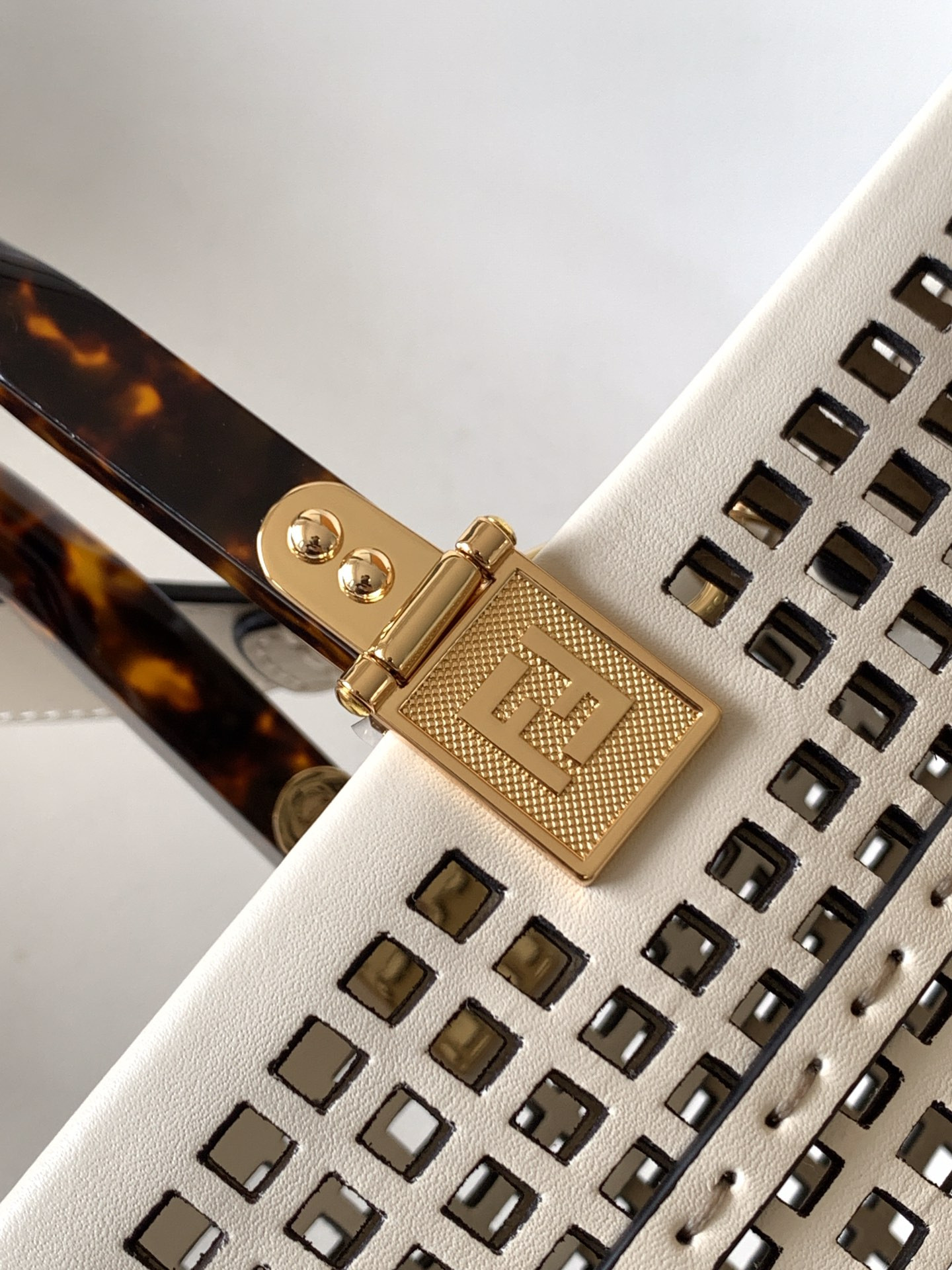 F**di SUNSHINE SHOPPER TOTE