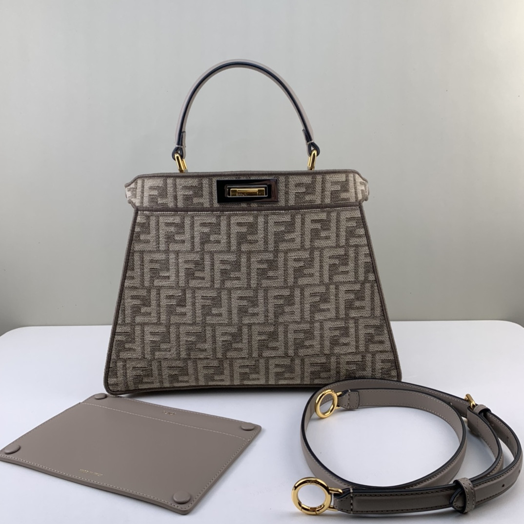 F**di Peekaboo Iseeu Medium Bag