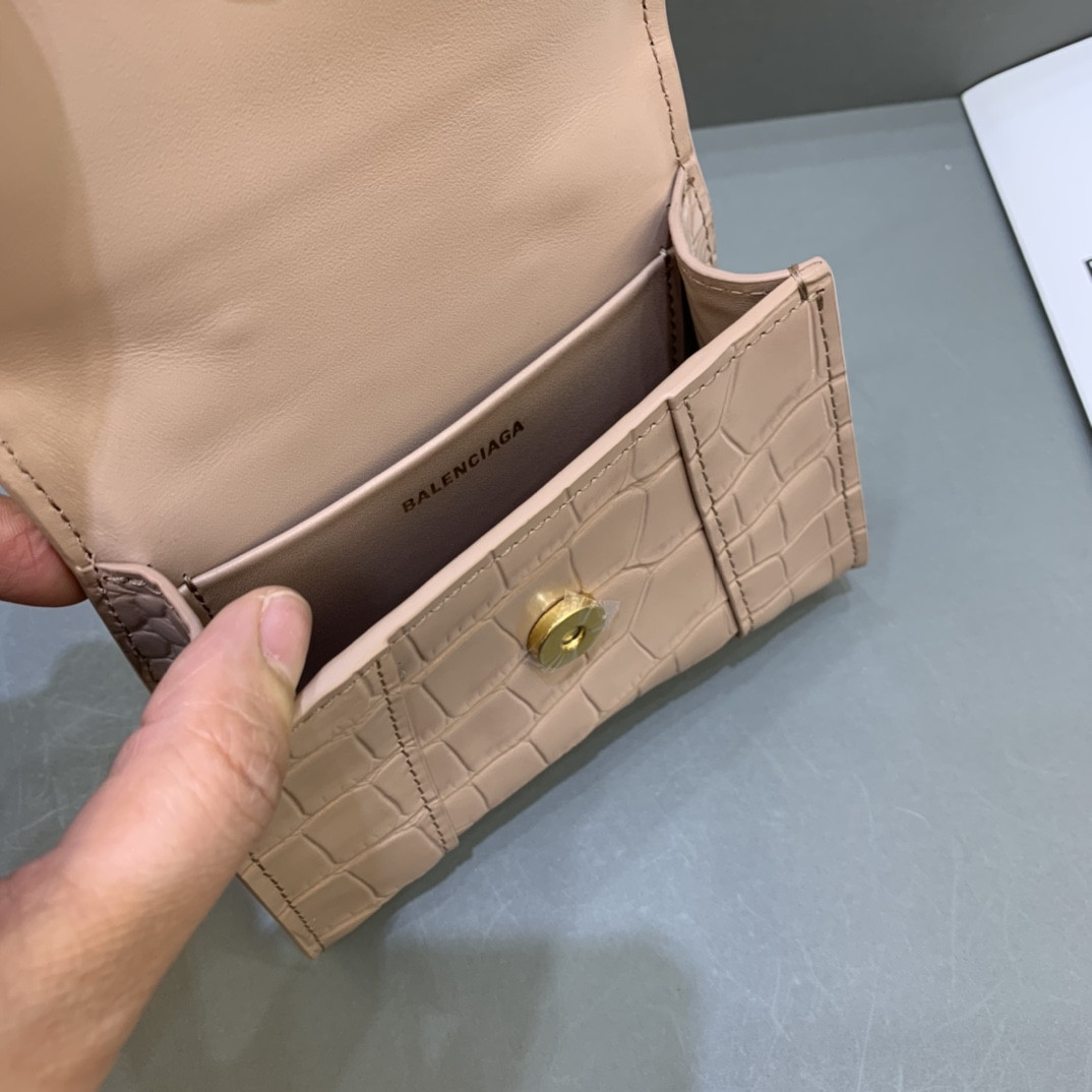 Ba1en*iaga Mini Hourglass