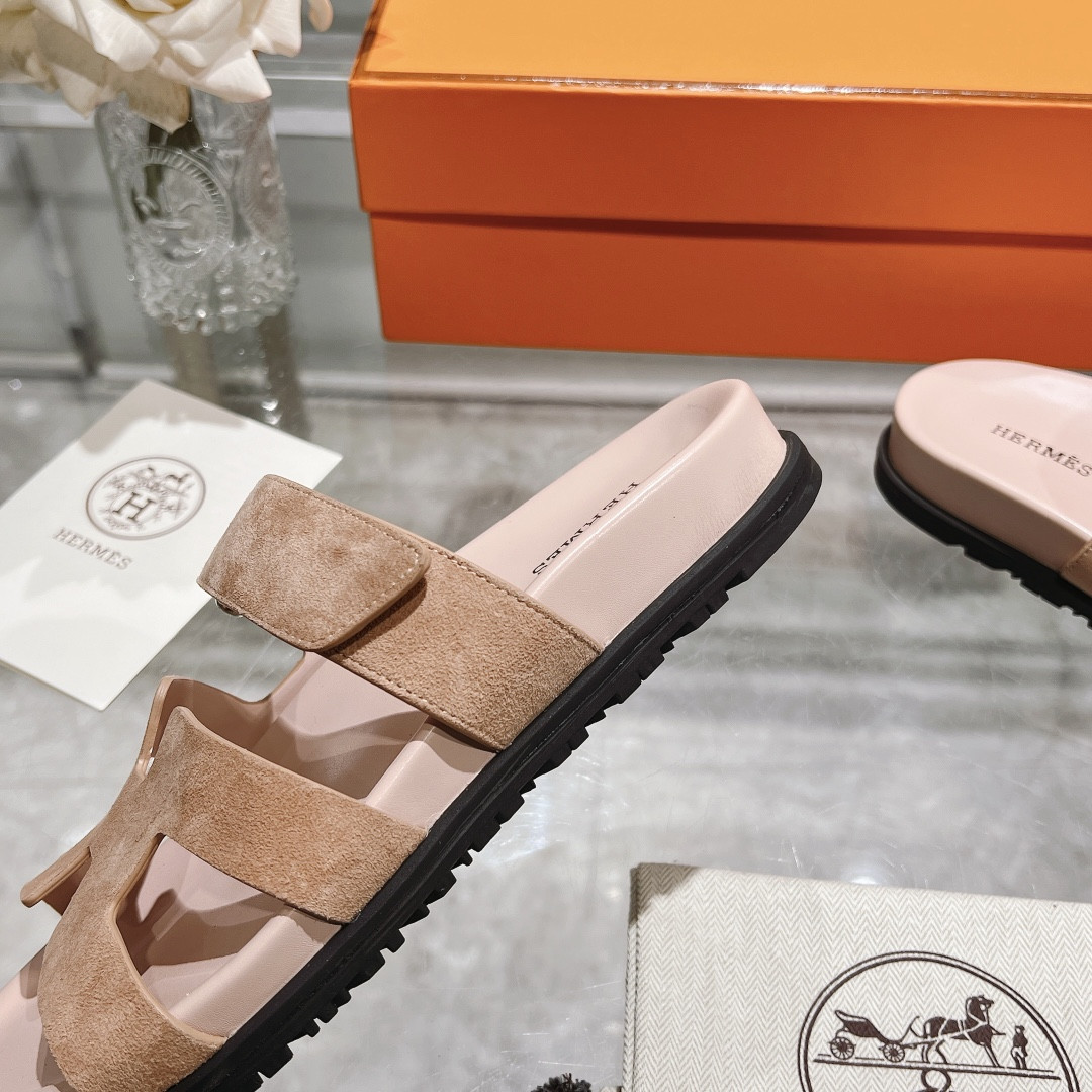 H**me5 Chypre Slippers