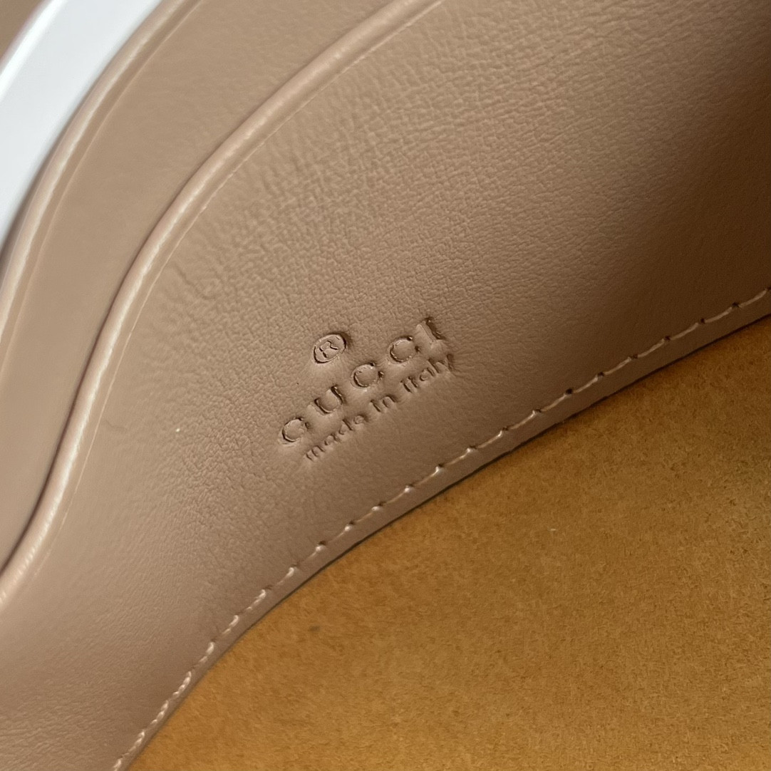 Gvc*1 Gg Marmont Bag