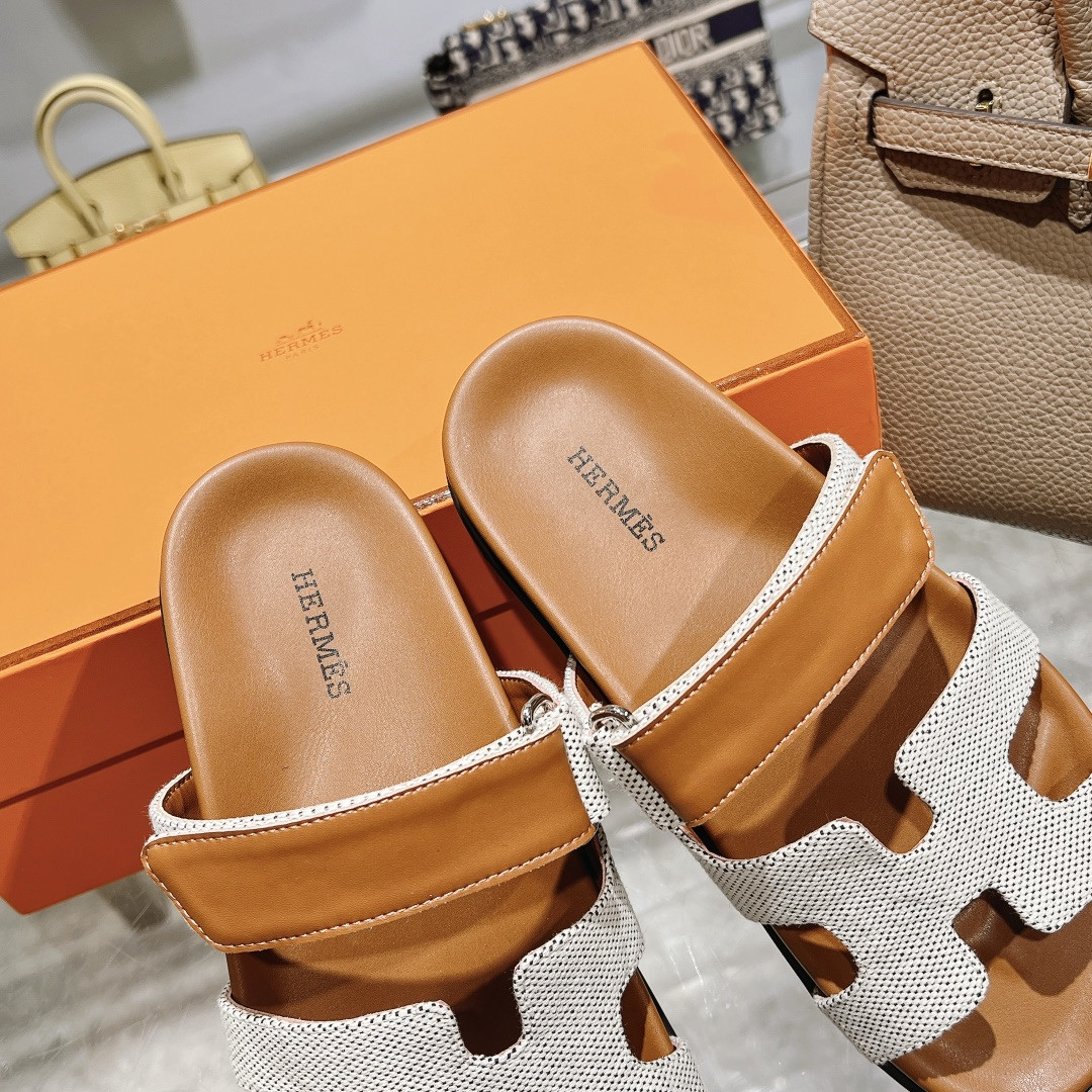 H**me5 Chypre Slippers