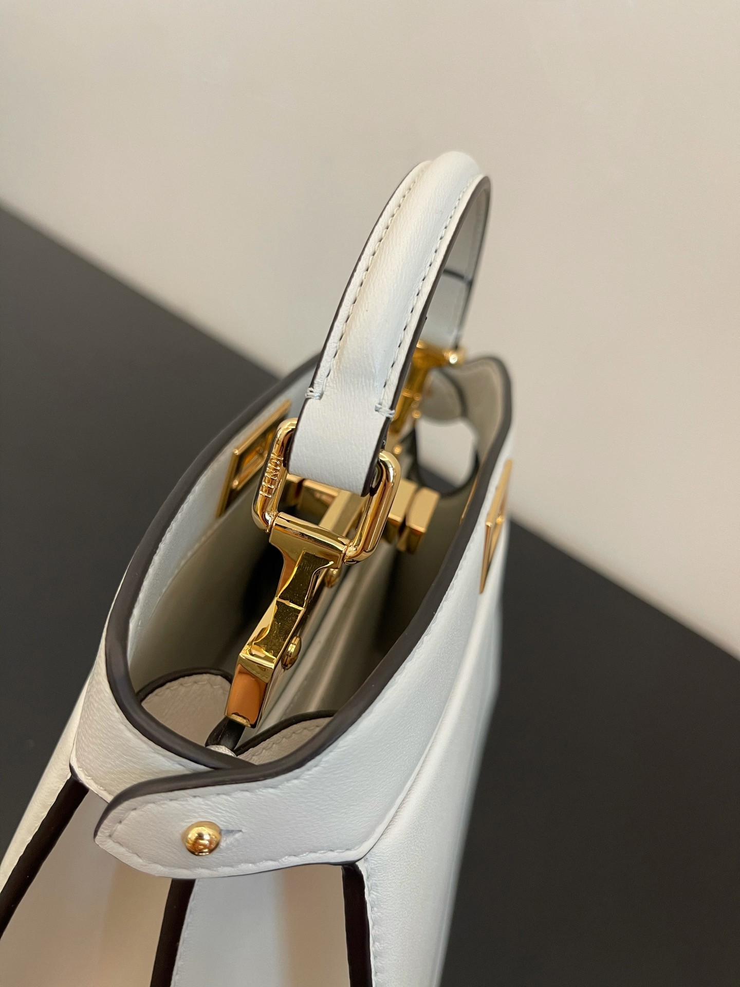 F**di Peekaboo Iseeu Petite