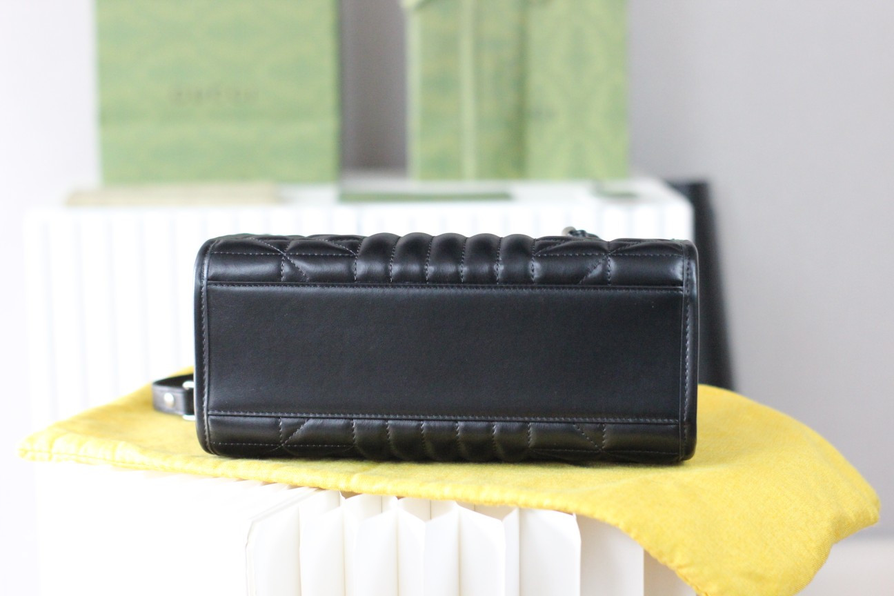 Gvc*1 Gg Marmont Bag