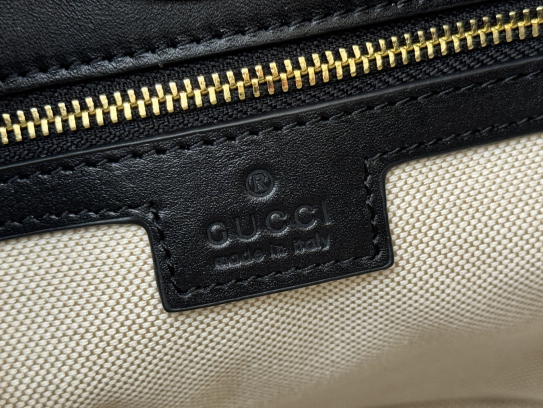 Gvc*1 2025 Spring/summer Collection Mini Bucket Bag