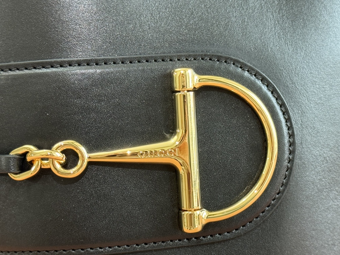 Gvc*1 2025 Spring/summer Collection Mini Bucket Bag