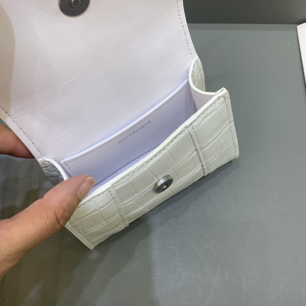 Ba1en*iaga Mini Hourglass